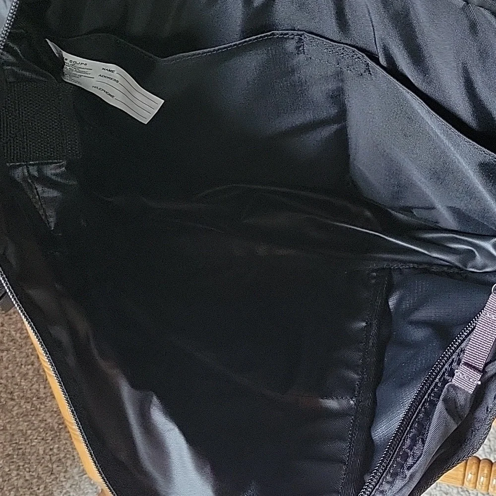 L.L. Bean nylon messenger bag, black/gray